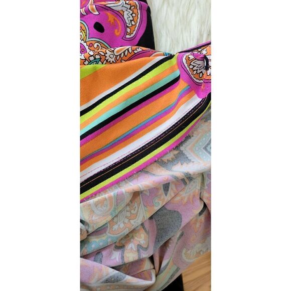 Soho Apparel LTD Colorful Aztec Tribal Vneck Maxi Dress Size M - Picture 7 of 7
